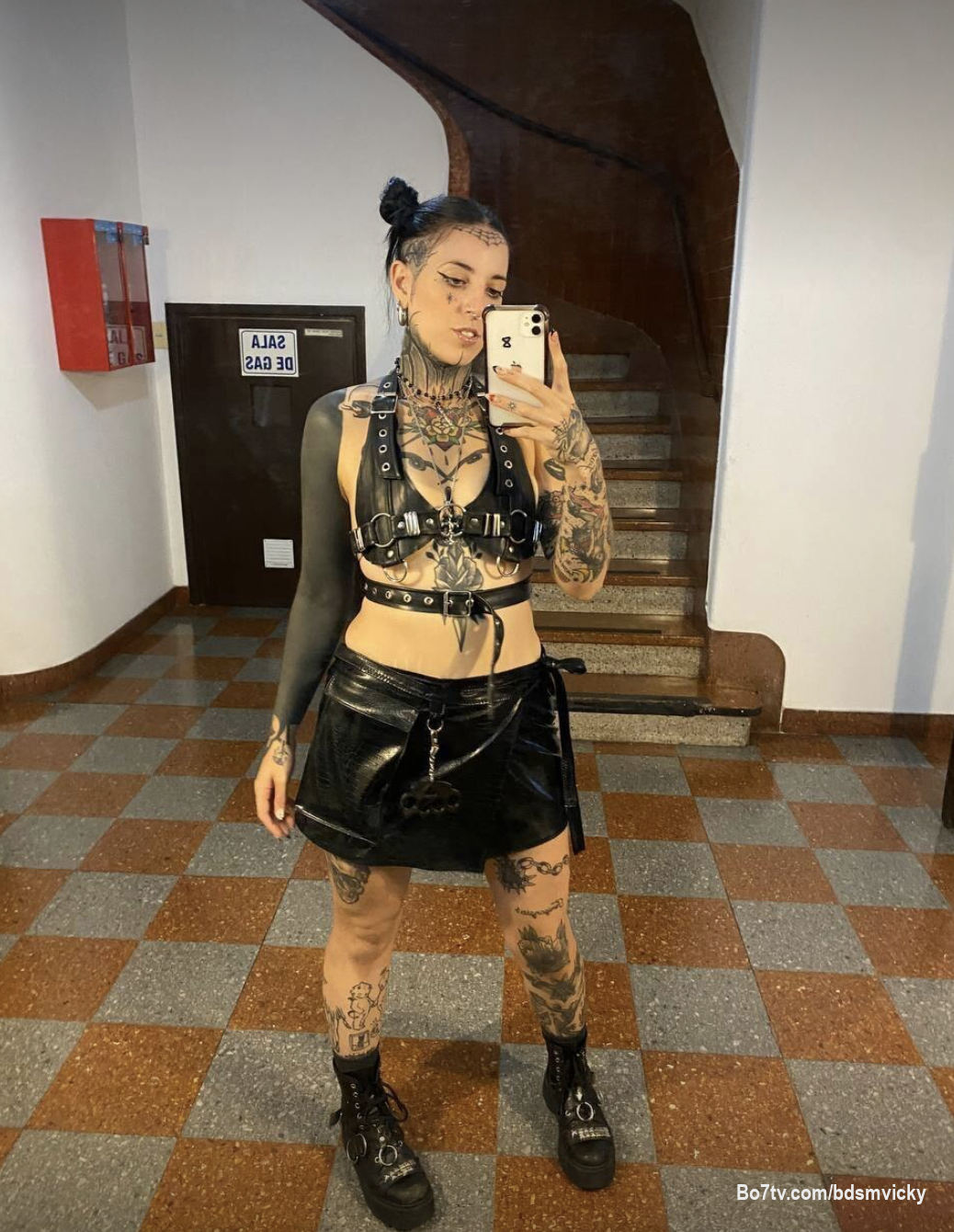 𝔢𝔳𝔢𝔯𝔶 𝔟𝔯𝔞𝔱𝔱𝔶 𝔟𝔦𝔱𝔠𝔥 𝔫𝔢𝔢𝔡𝔰 𝔥𝔢𝔯 𝔫𝔞𝔲𝔤𝔥𝔱𝔶 𝔟𝔬𝔶 👽