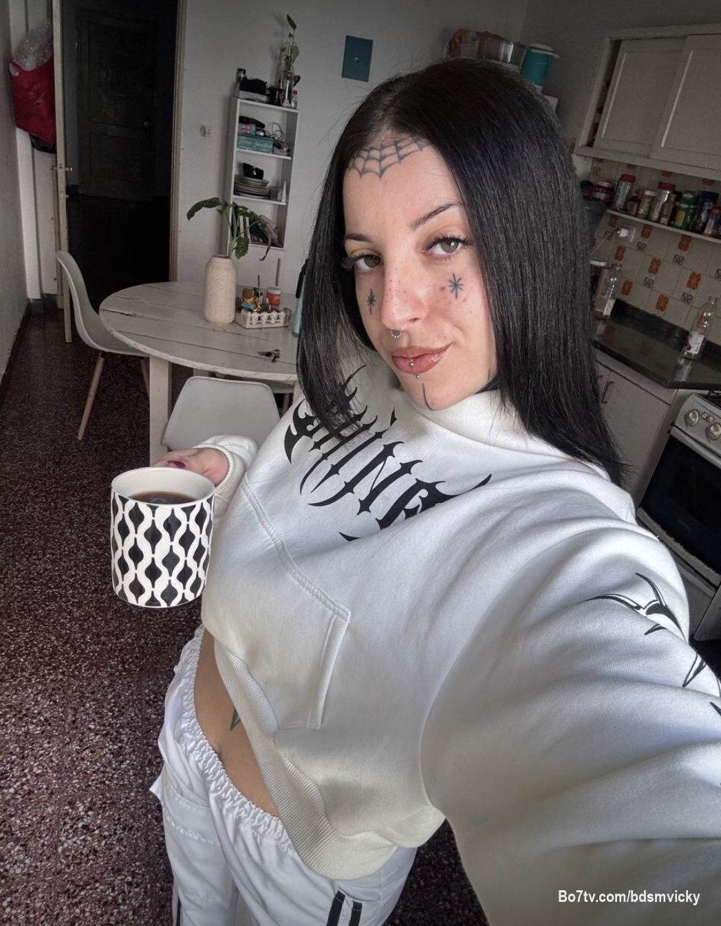 Just another Manic Monday, your MISTRESS wants you to come and say Hi 💋💋💋